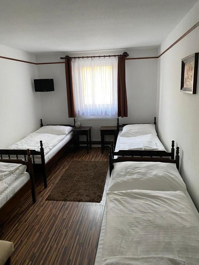 Motel M 말라츠키 외부 사진