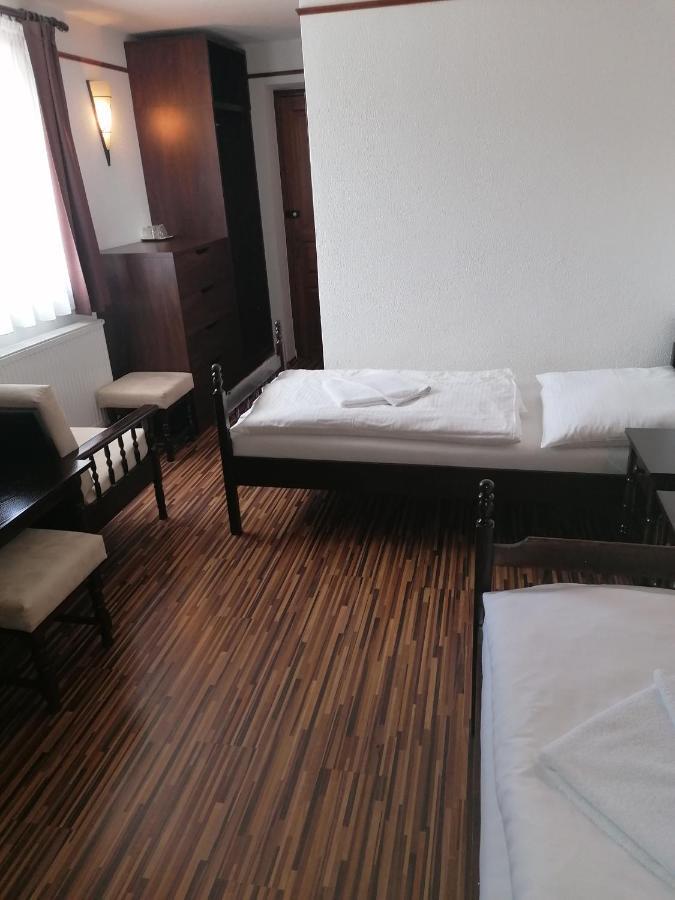 Motel M 말라츠키 외부 사진